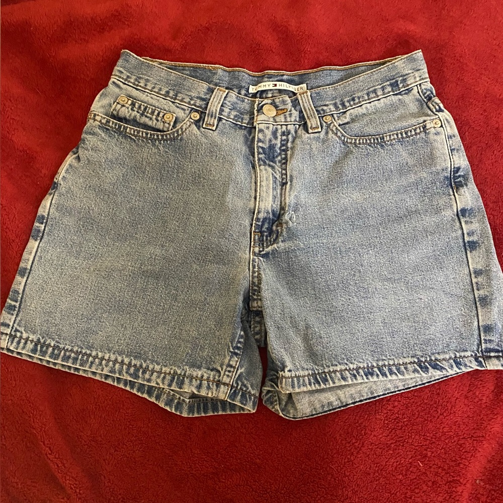 Tommy Hilfiger shorts ‼️